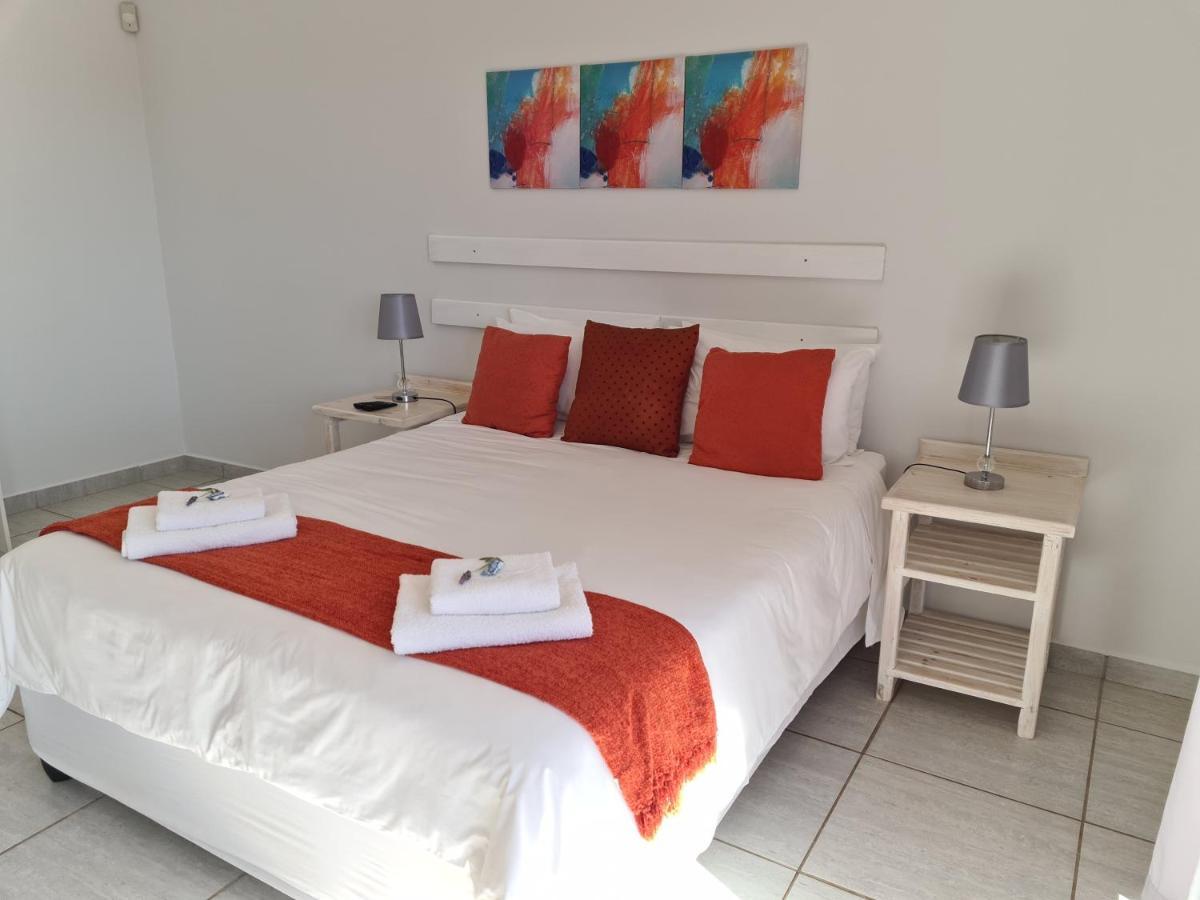 Ocean View Guest House Jeffreys Bay Exterior foto
